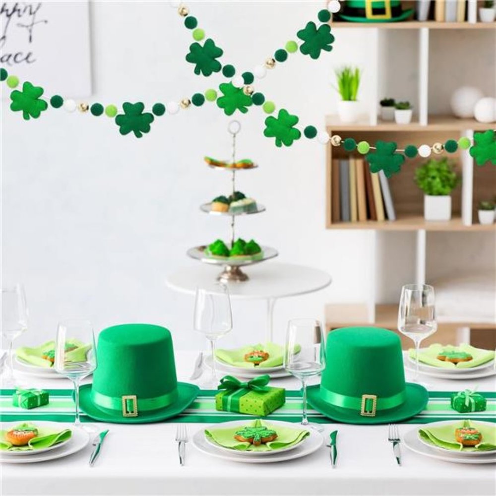 8.2Ft St. Patrick's Day Felt Ball Garland 3D Lucky Shamrock with Gold - Picture 7 of 8